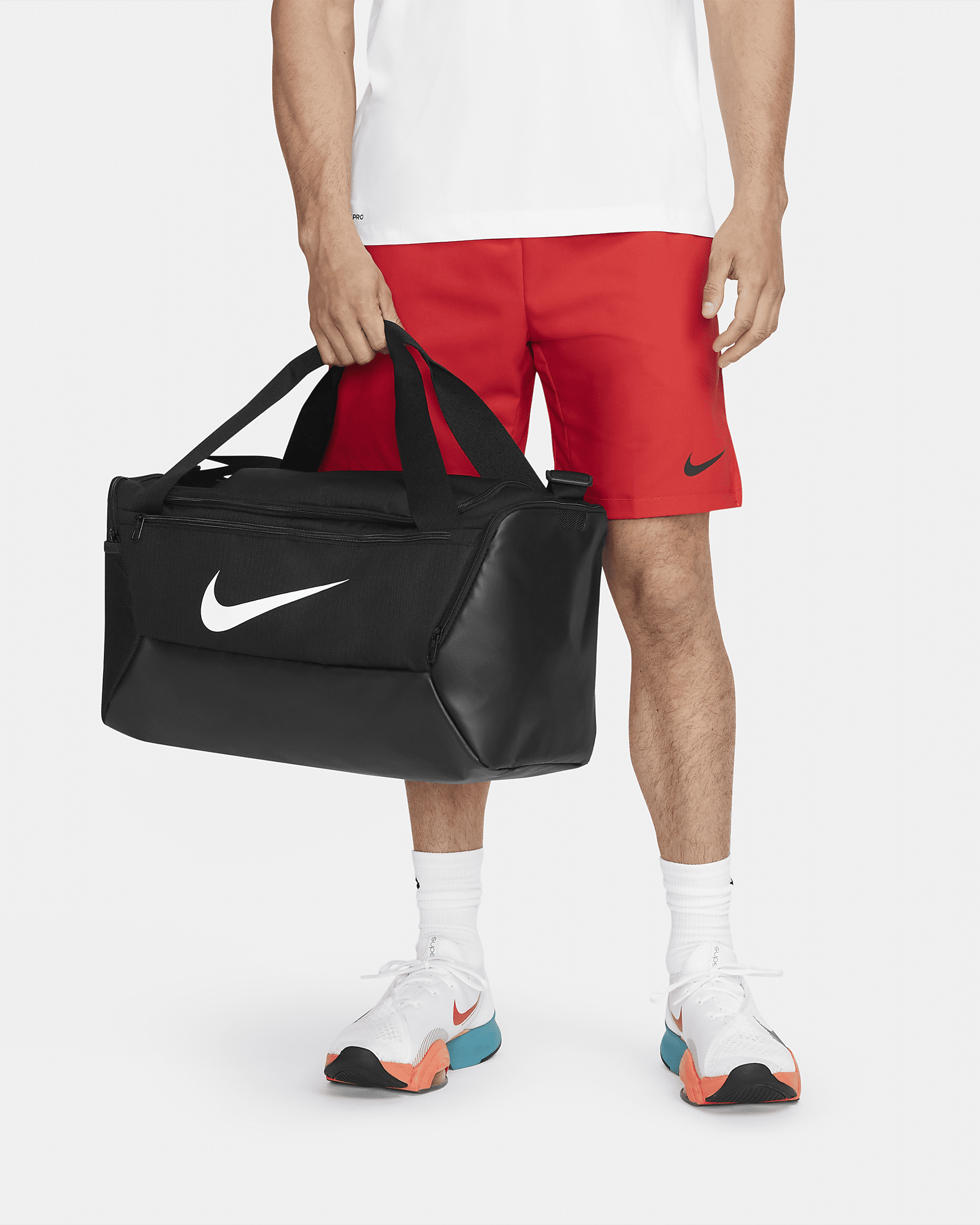 NIKE BRASILIA 9.5 (KİÇİK 41 L) UNİSEKS İDMAN ÇANTASI