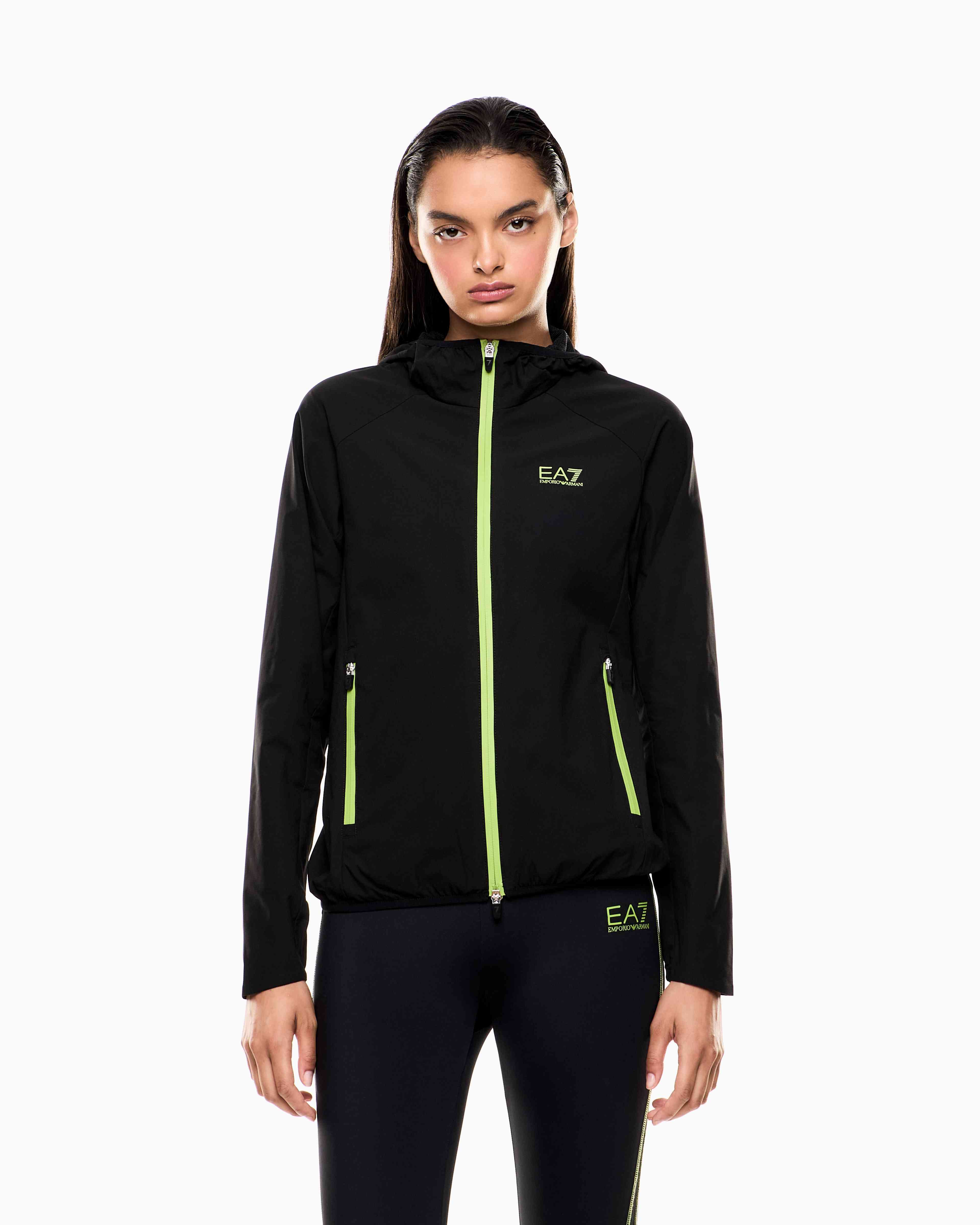 Emporio Armani EA7 Dynamic Athlete Qadınlar üçün idman gödəkçəsi