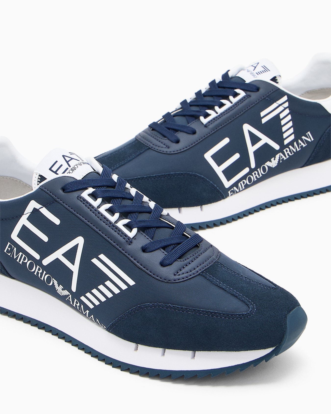 EMPORIO ARMANI EA7  krosovkalar