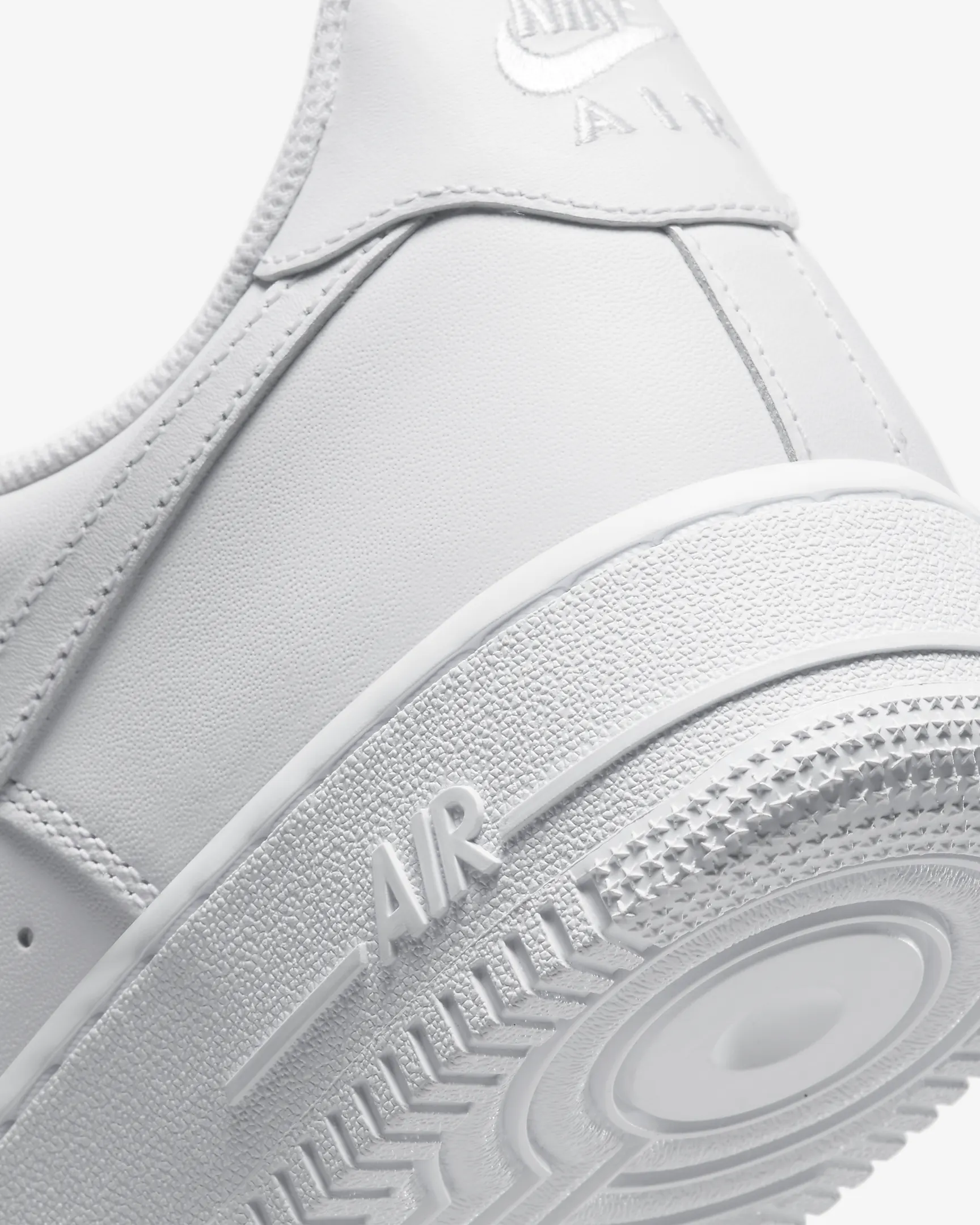 NIKE AIR FORCE 1 '07 KİŞİLƏR ÜÇÜN AYAQQABI
