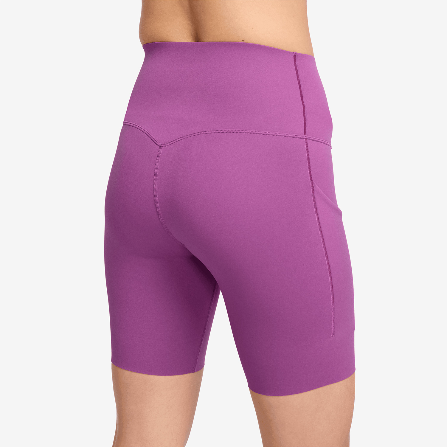 Nike Universa QADIN ŞORTLARI