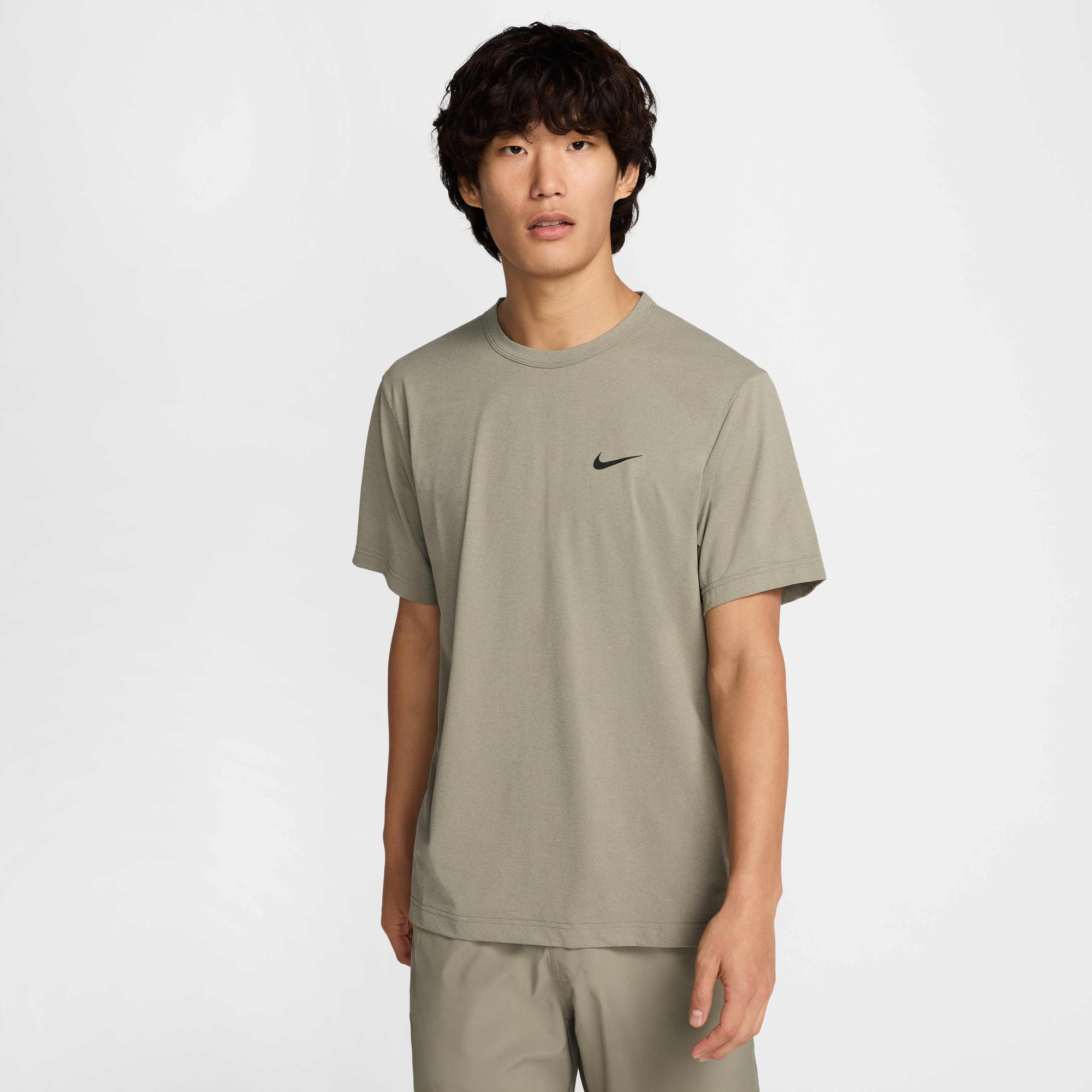 Nike Hyverse Dri-FIT Kişilər üçün qısaqol köynək