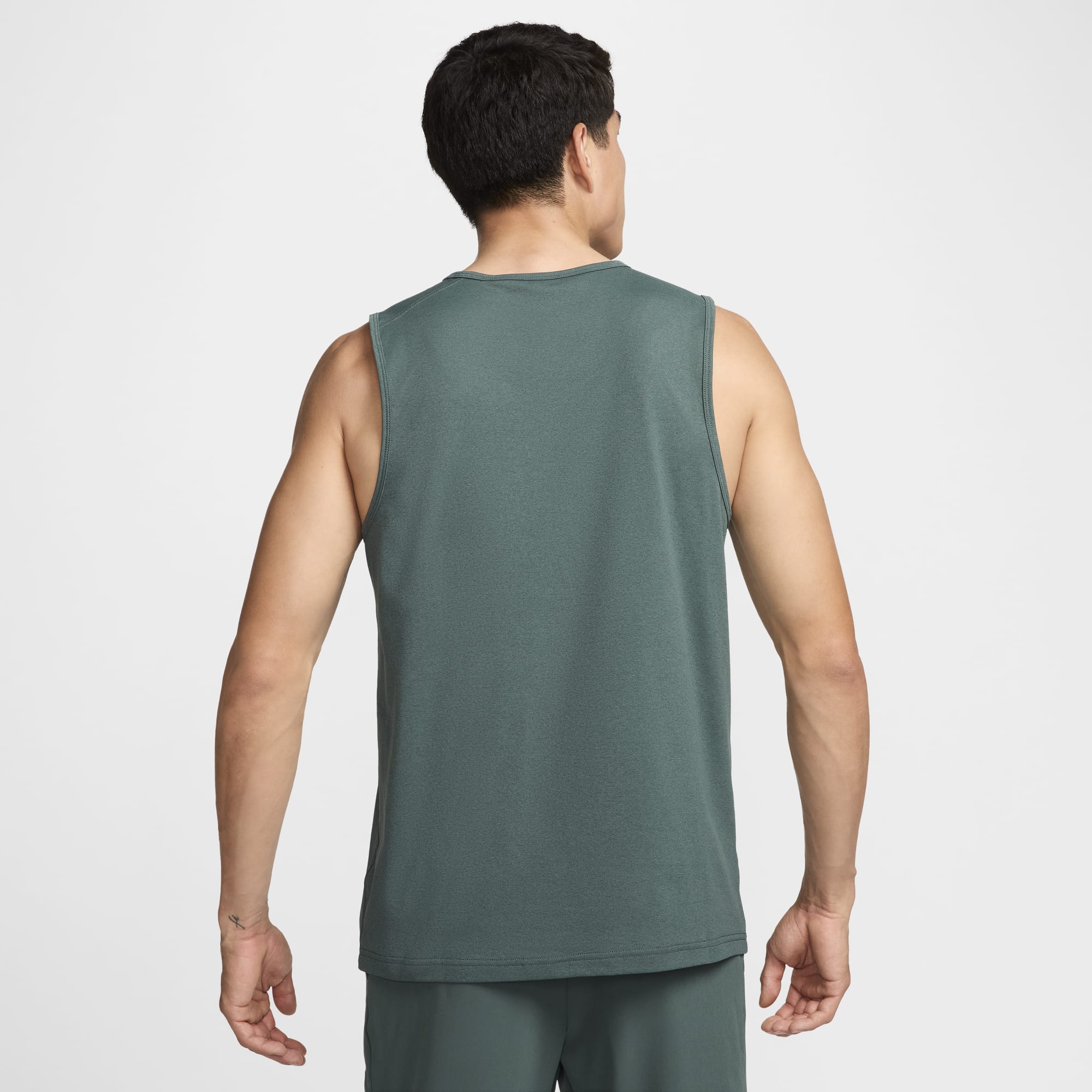 NIKE DRI-FIT HYVERSE KİŞİ MAYKASI