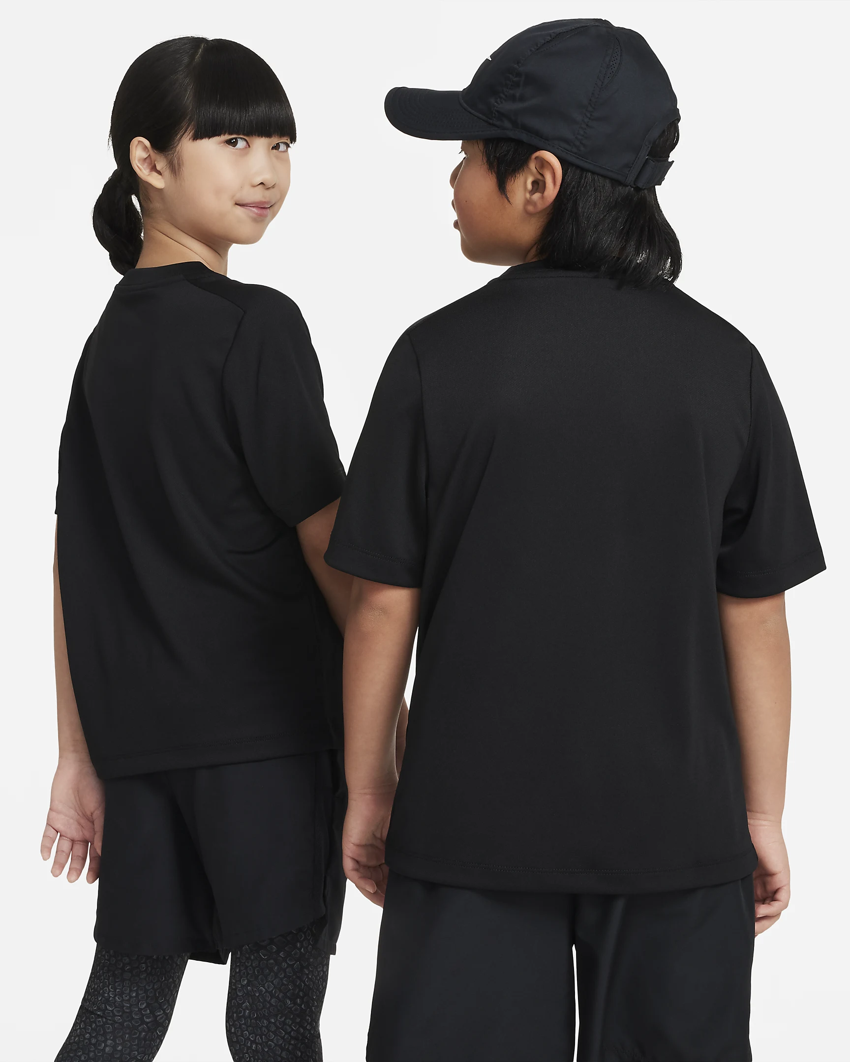 NIKE MULTI DRI-FIT UŞAQLAR ÜÇÜN MƏŞQ KÖYNƏYI