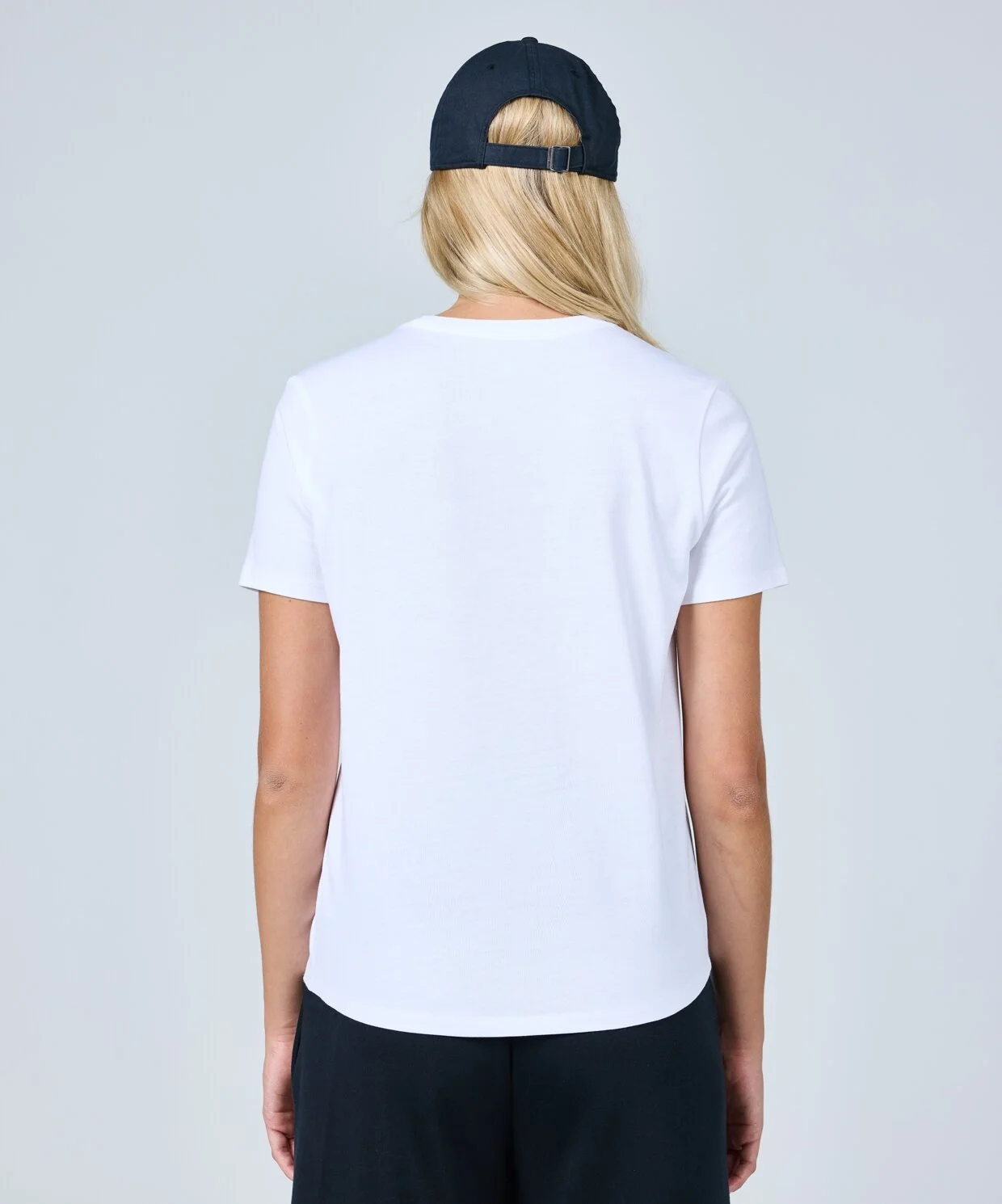NIKE SPORTSWEAR QADIN KÖYNƏYİ
