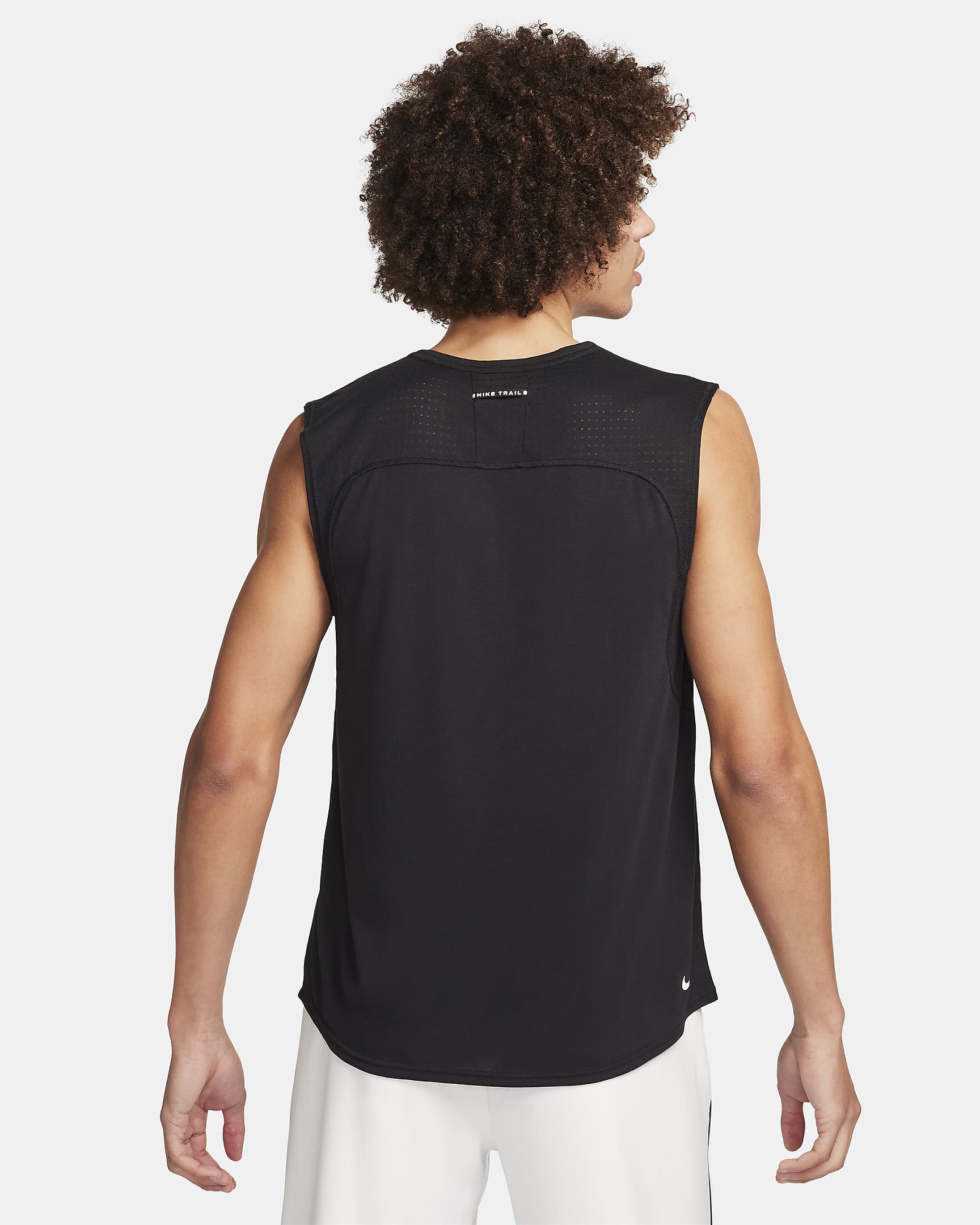NIKE SOLAR CHASE
KİŞİ MAYKASI