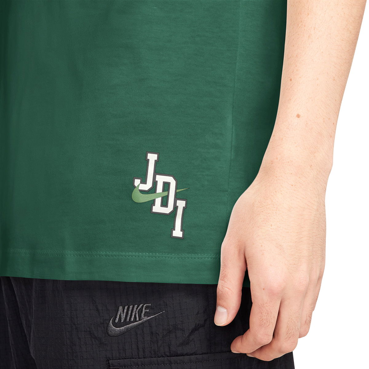 NIKE SW KİŞİ QISAQOL KÖYNƏYİ