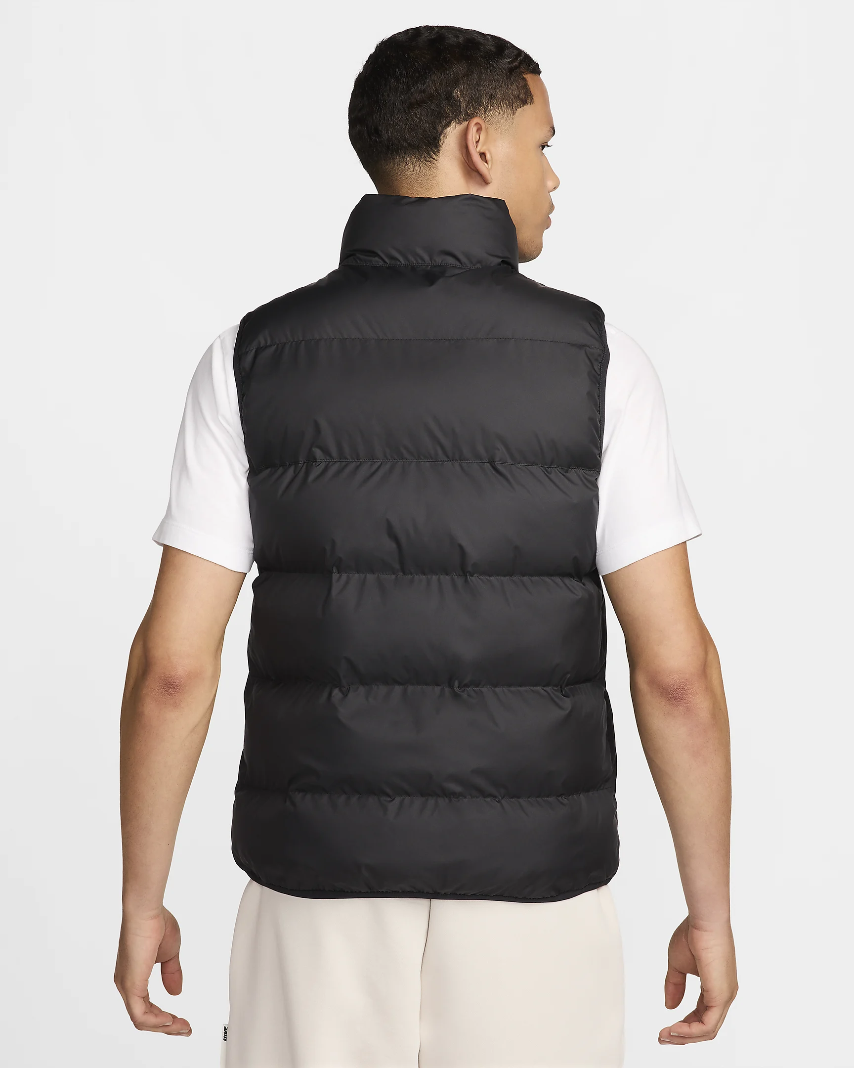 NIKE Liverpool F.C. Strike Windrunner PrimaLoft® KİŞİ JİLETİ