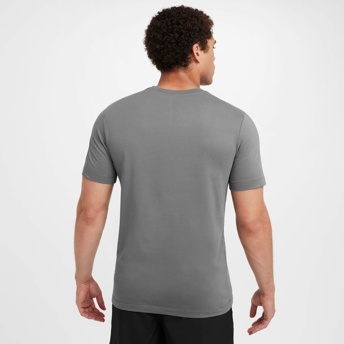 Nike Dri-FIT Fitness KİŞİ QISAQOL KÖYNƏYİ