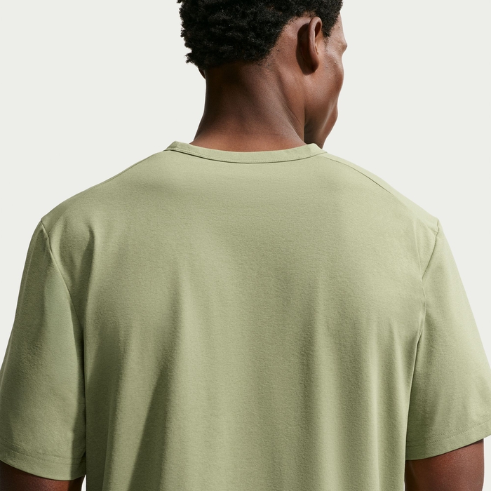 Nike Hyverse Men's Dri-FIT UV Protection Training T-Shirt
