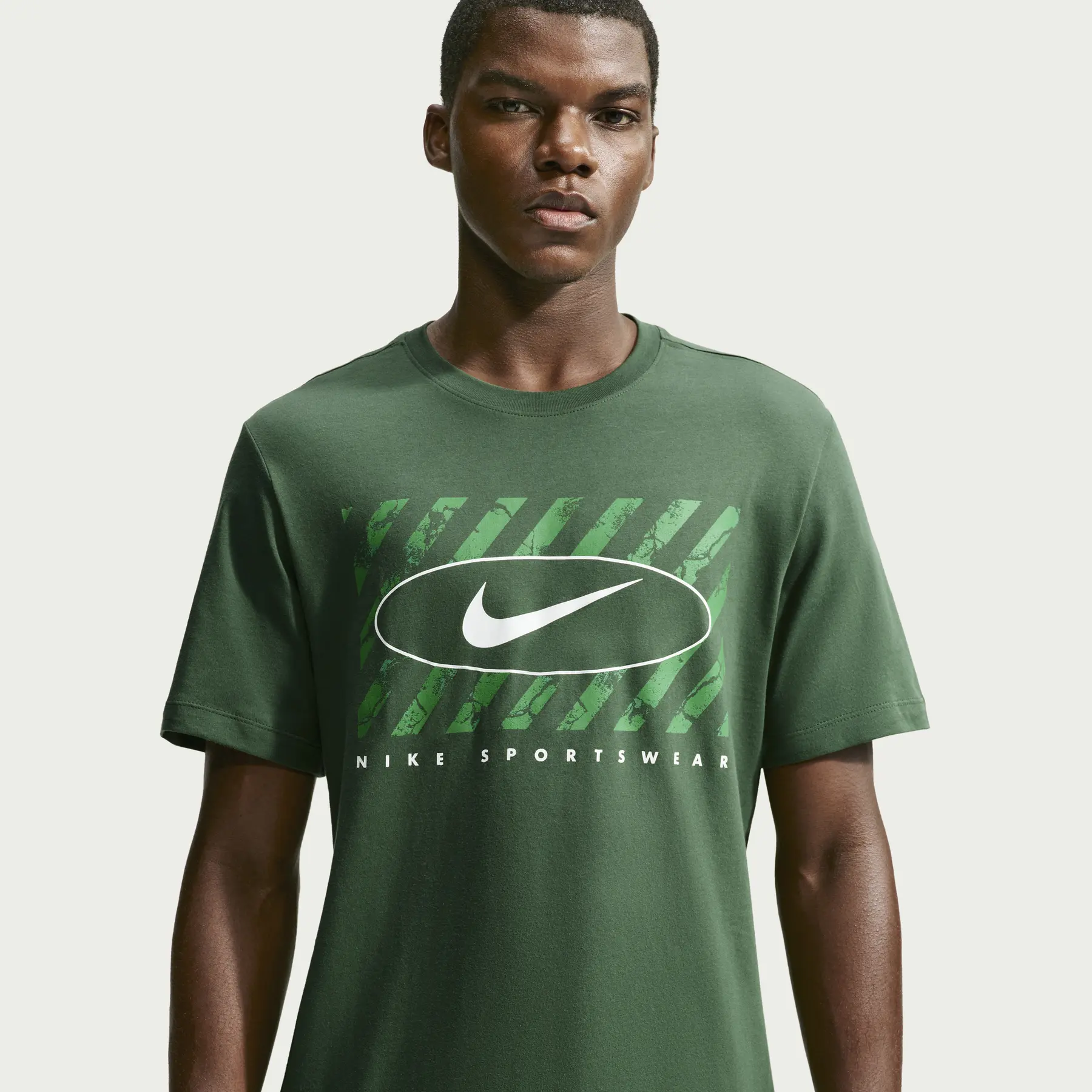 Nike Sportswear Club Swoosh Men's T-Shirt