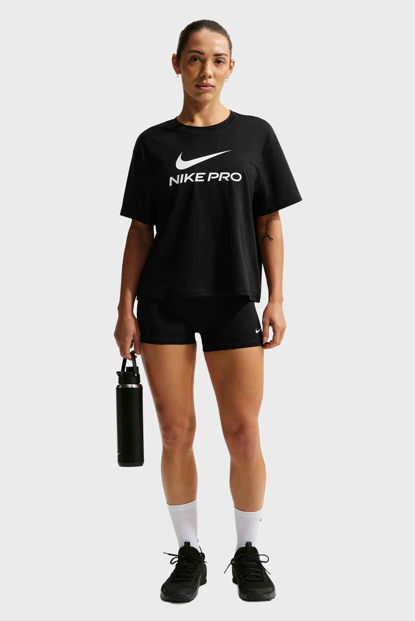 Nike Pro Qadınlar üçün qısaqol köynək