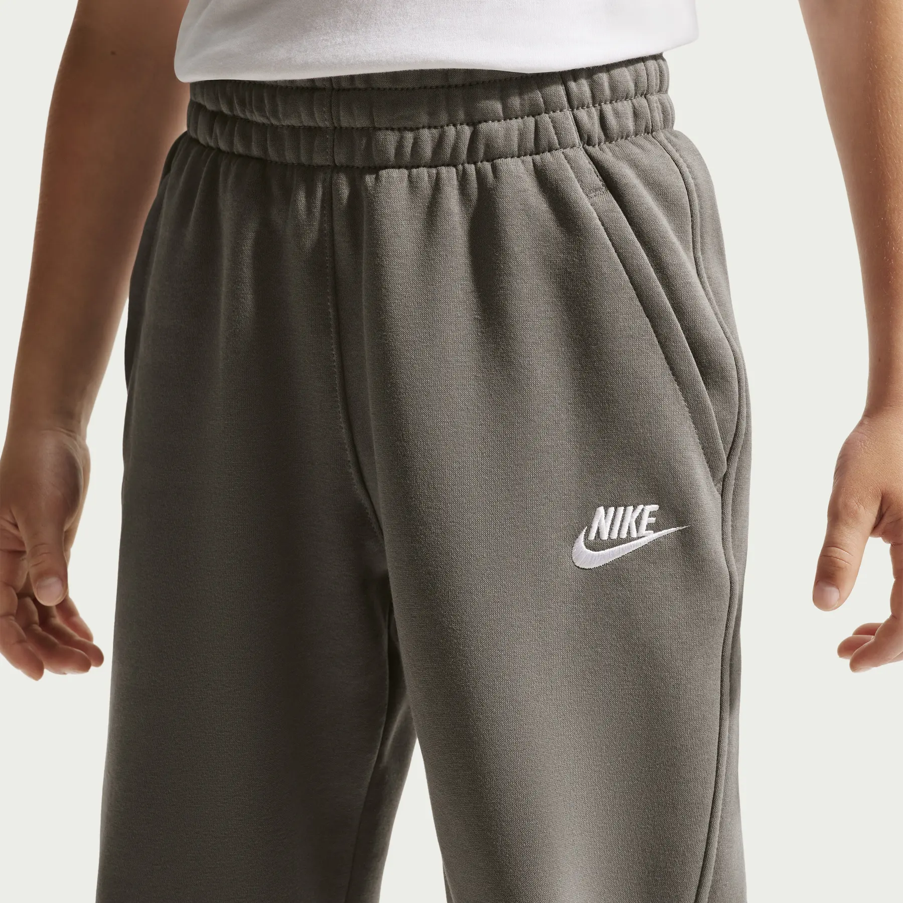 Nike Sportswear Club Fleece Kids' joggers