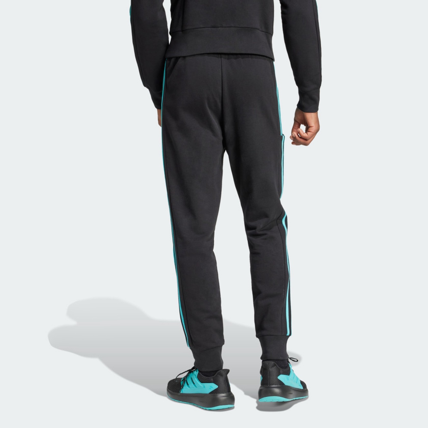 Adidas MERCEDES - AMG Petronas Formula One Team DNA Kişilər üçün şalvar