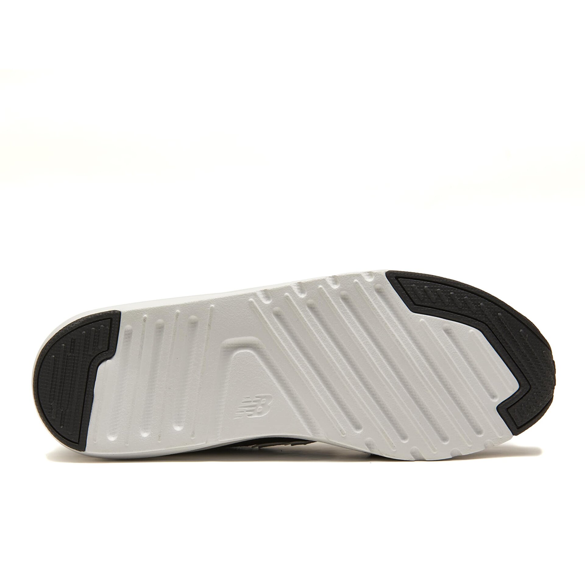 NEW BALANCE 109 KIŞILƏR ÜÇÜN KROSSOVKA